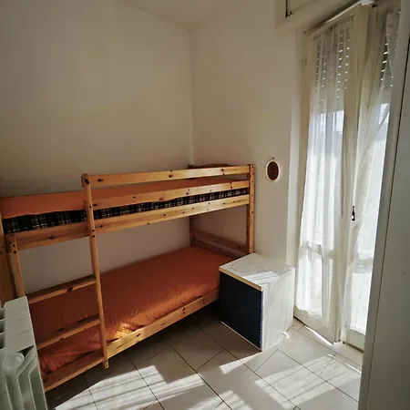 Διαμέρισμα R04/a - Trilocale In Centro Con Posto Auto *